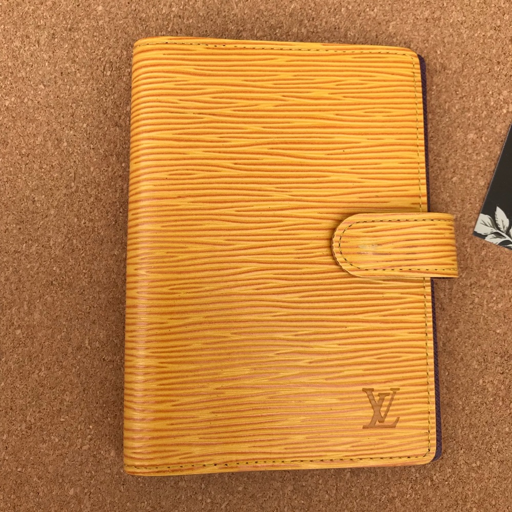 Louis Vuitton yellow epi agenda PM
